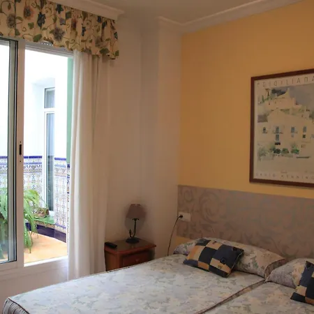 Ana - Adults Recommended 3*