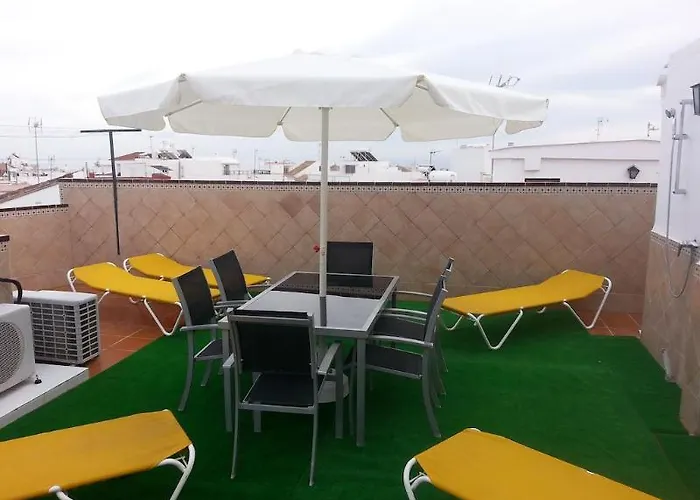 Ana - Adults Recommended Pensión 3*