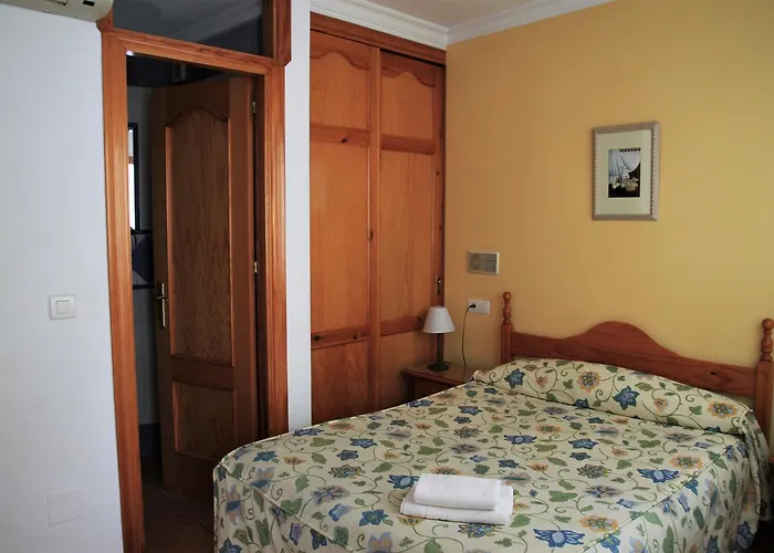 Ana - Adults Recommended Pensión Nerja