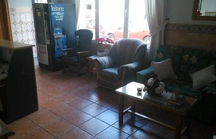 Ana - Adults Recommended בית הארחה 3*